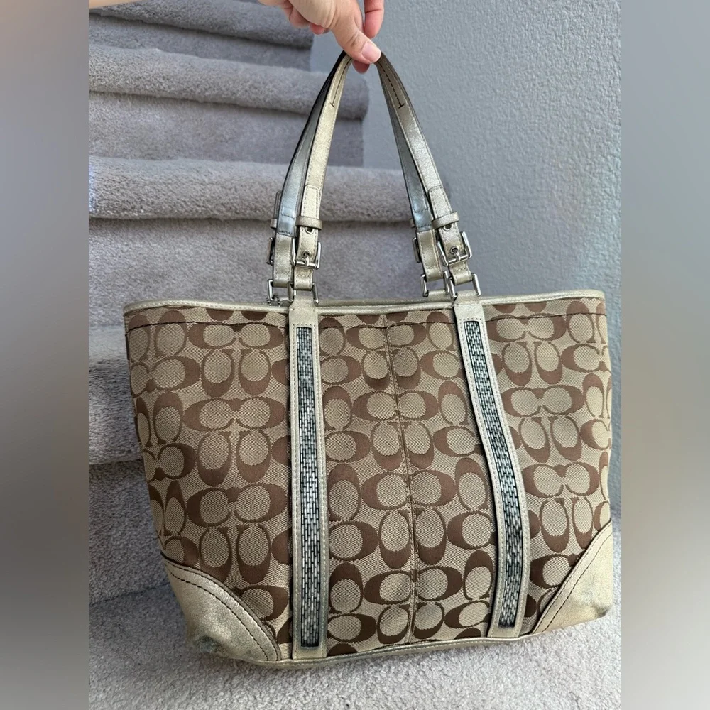 Coach Signature Large Jacquard Beige Tote Bag - Picture 12 of 13